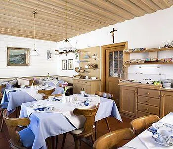 Guest house Alpina